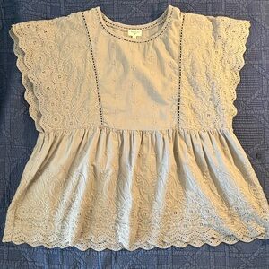 Cost Plus World Market Gray Cotton Eyelet Lace Blouse Flutter Sleeve Size L/XL